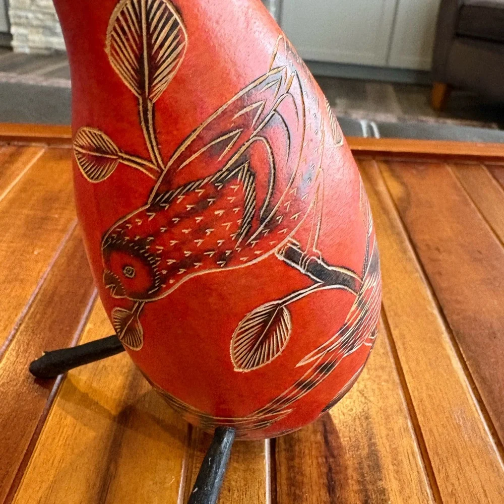 Rare Vintage Peruvian Folk Art Carved Gourd Bird Statue Hand Painted